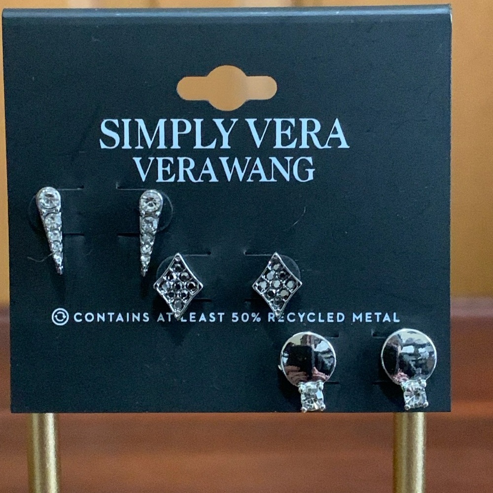 NWT Simply Vera Vera Wang silver tone 3 pair set of earrings